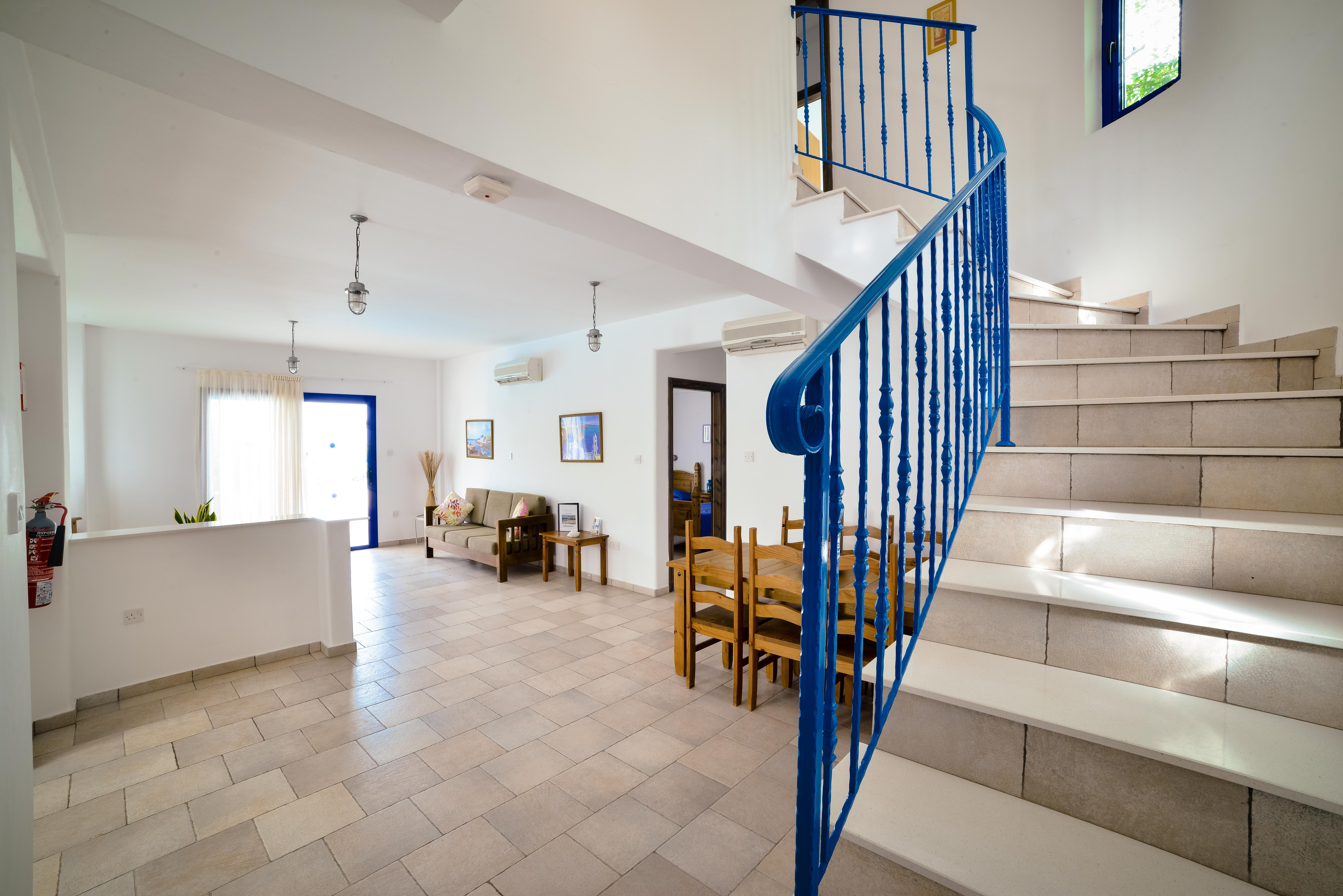 Sanders Azzurro Villa