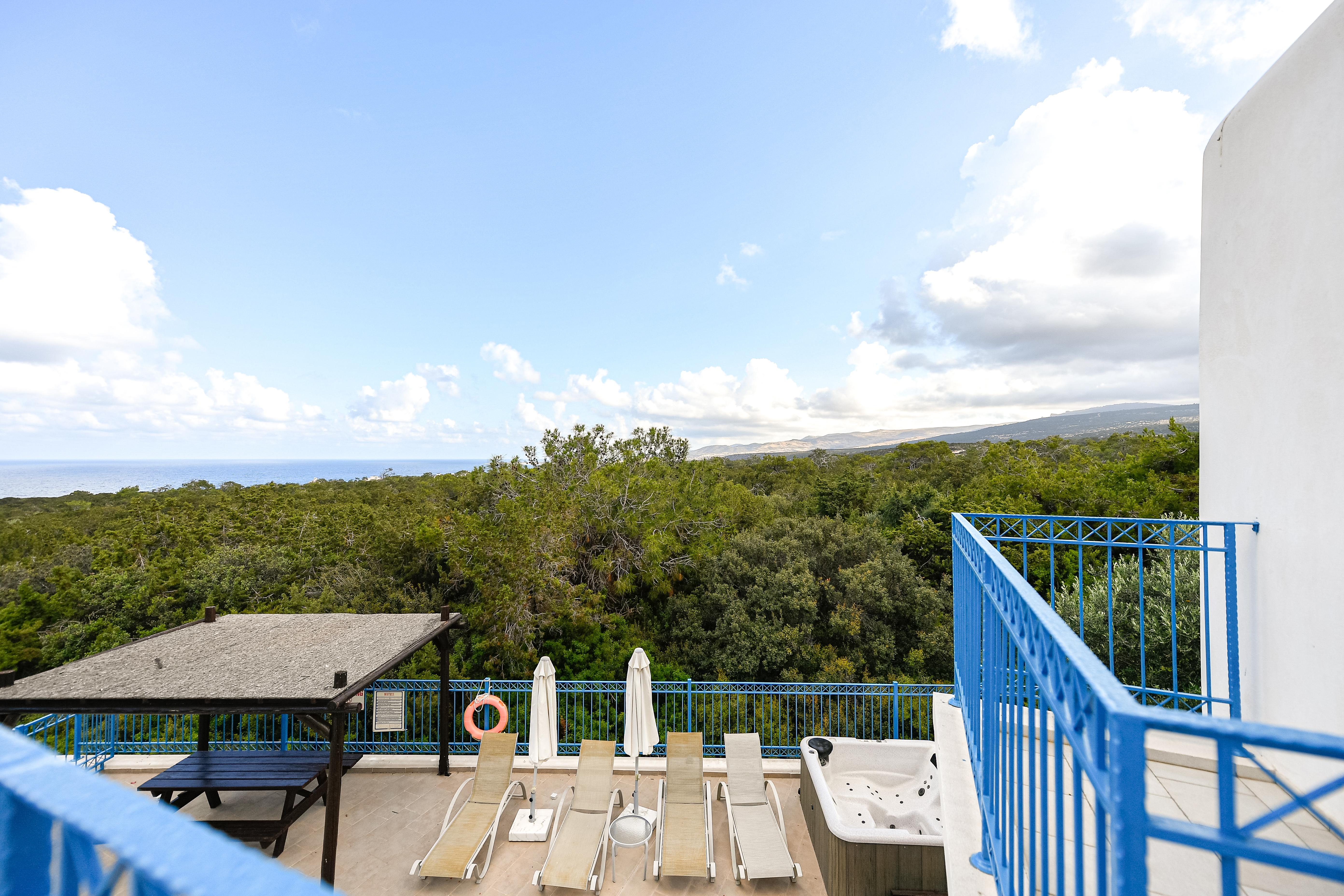 Sanders Azzurro Villa Paphos