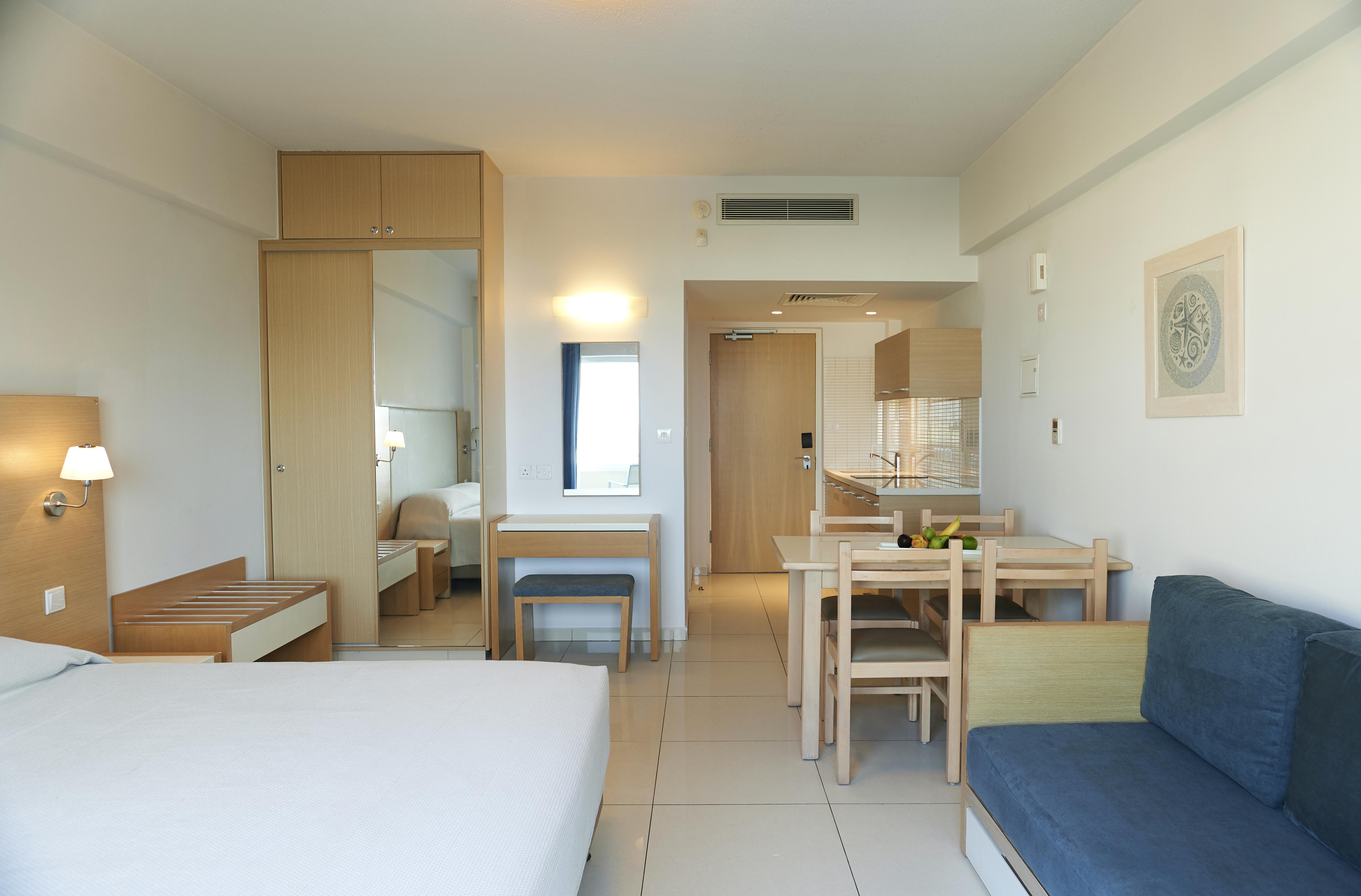 Sunrise Oasis & Waterpark 4* Protaras