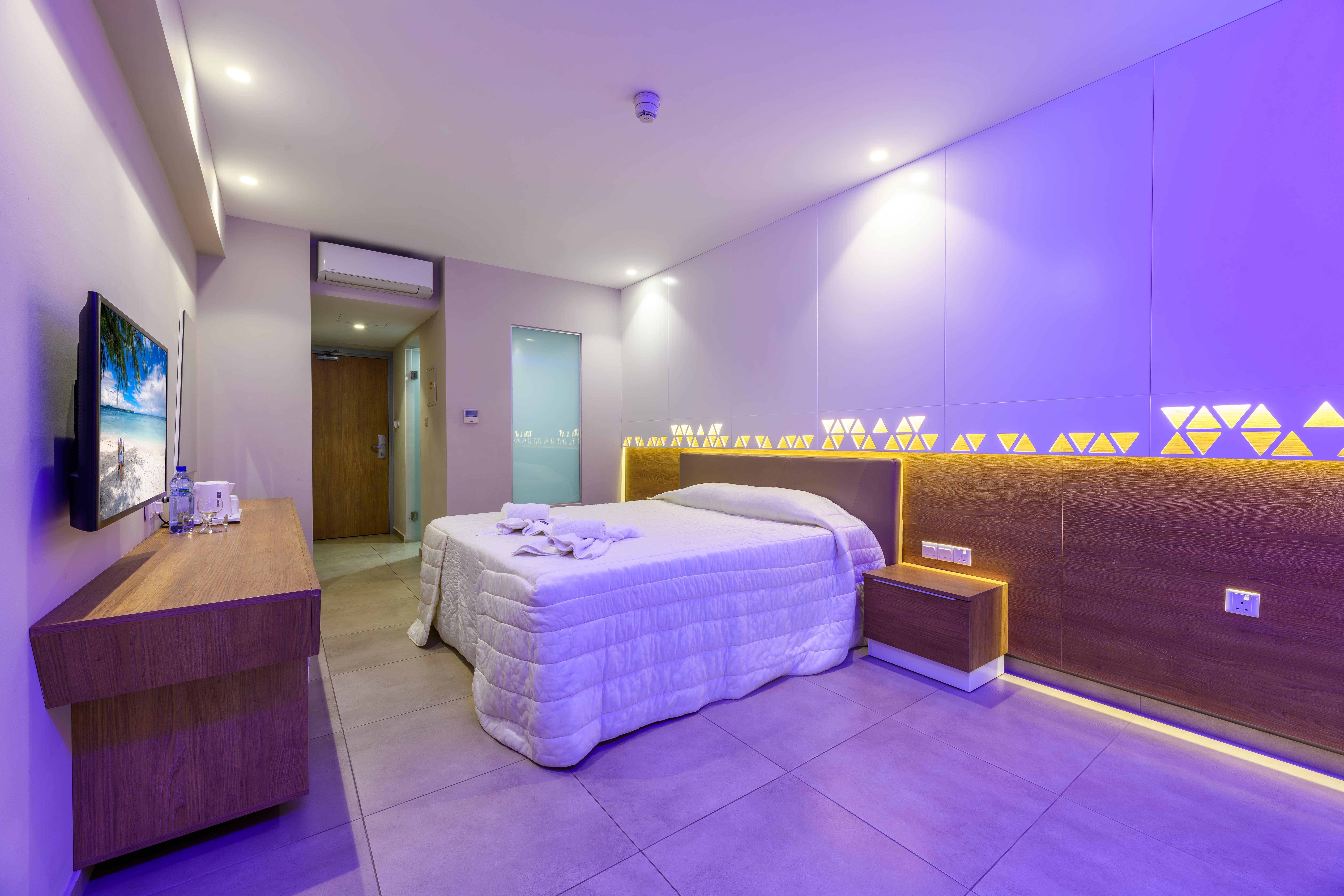 Seasons (adults Only) Hotel 4*
