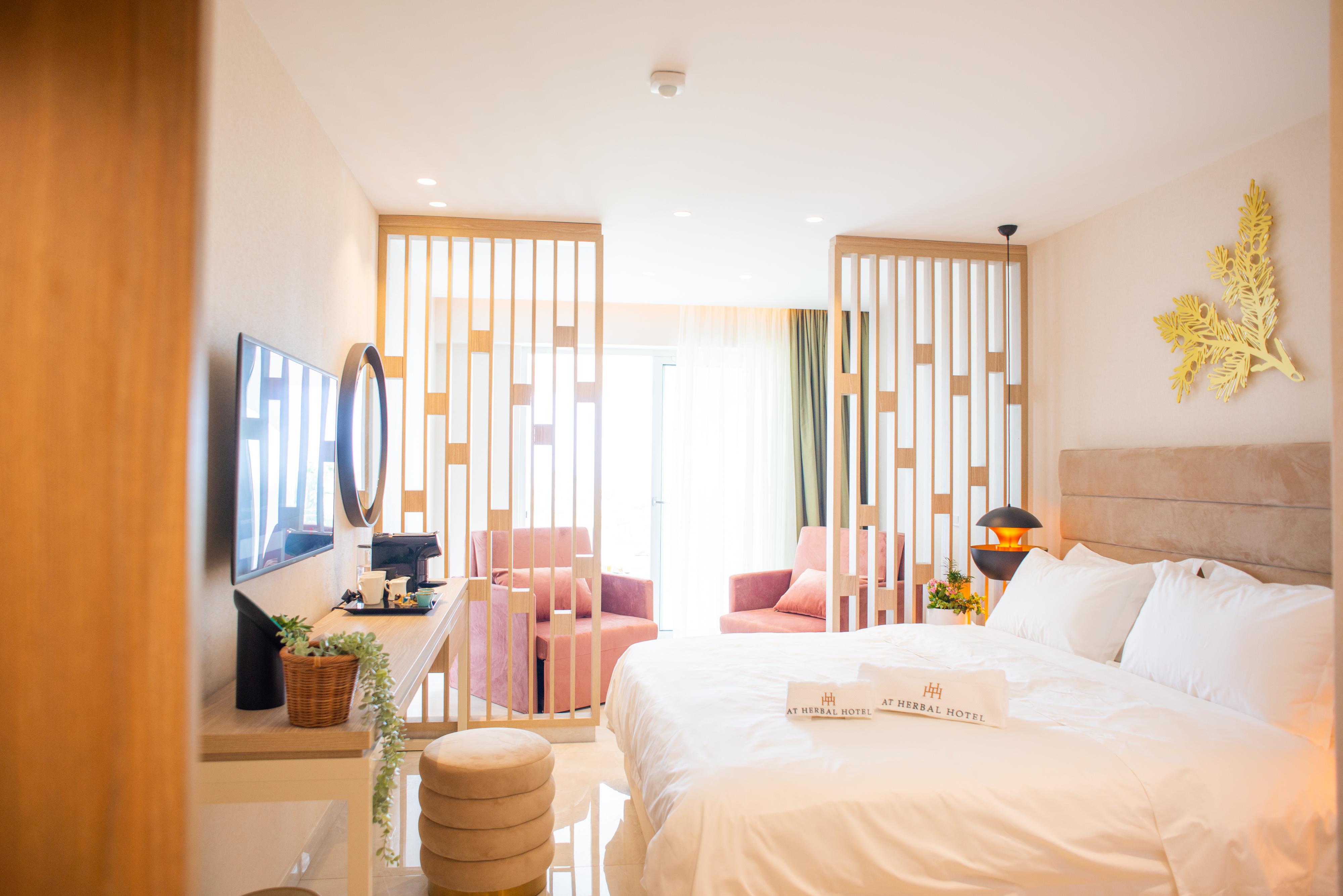 Hotel At Herbal Boutique & 5*