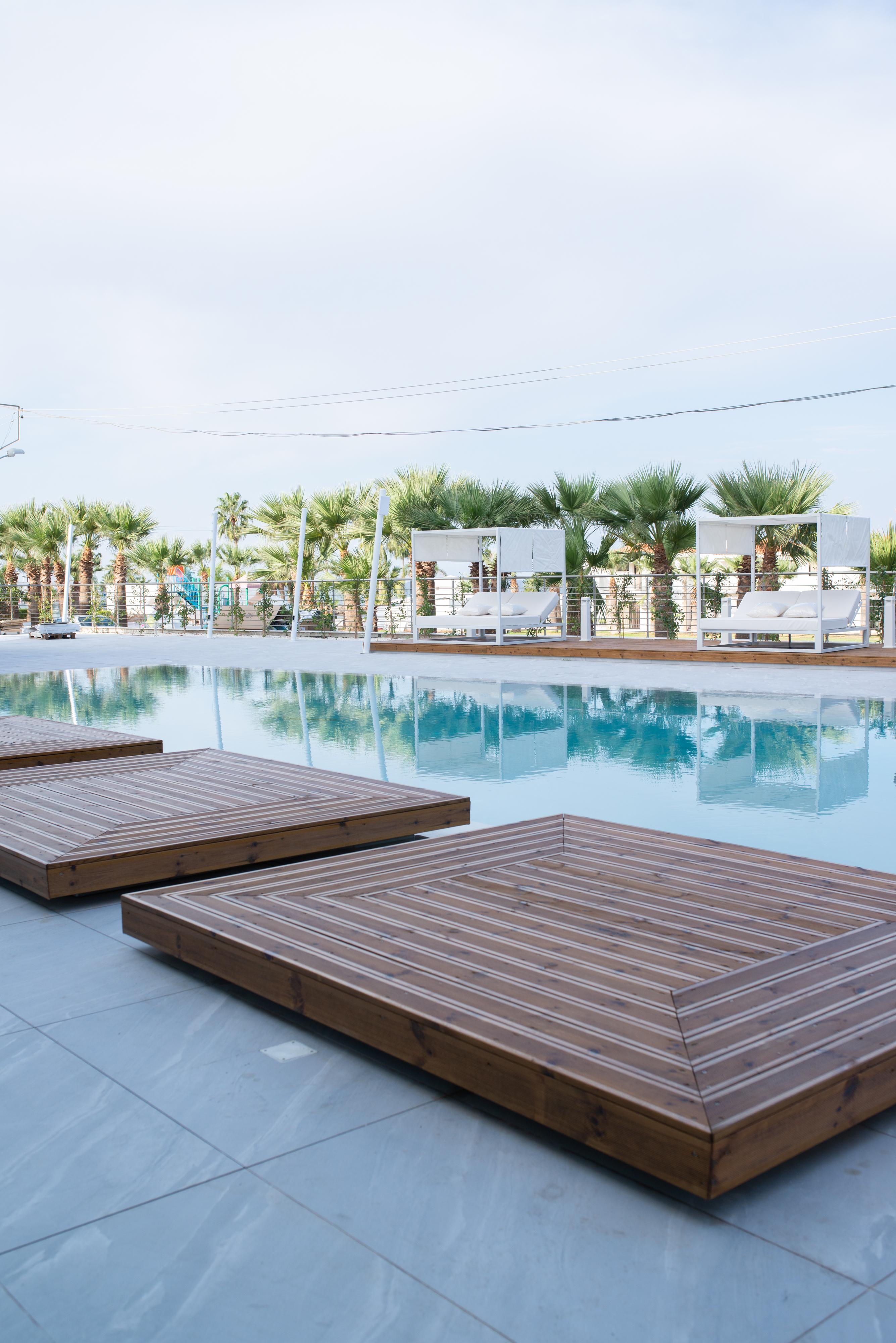 Hotel At Herbal Boutique &