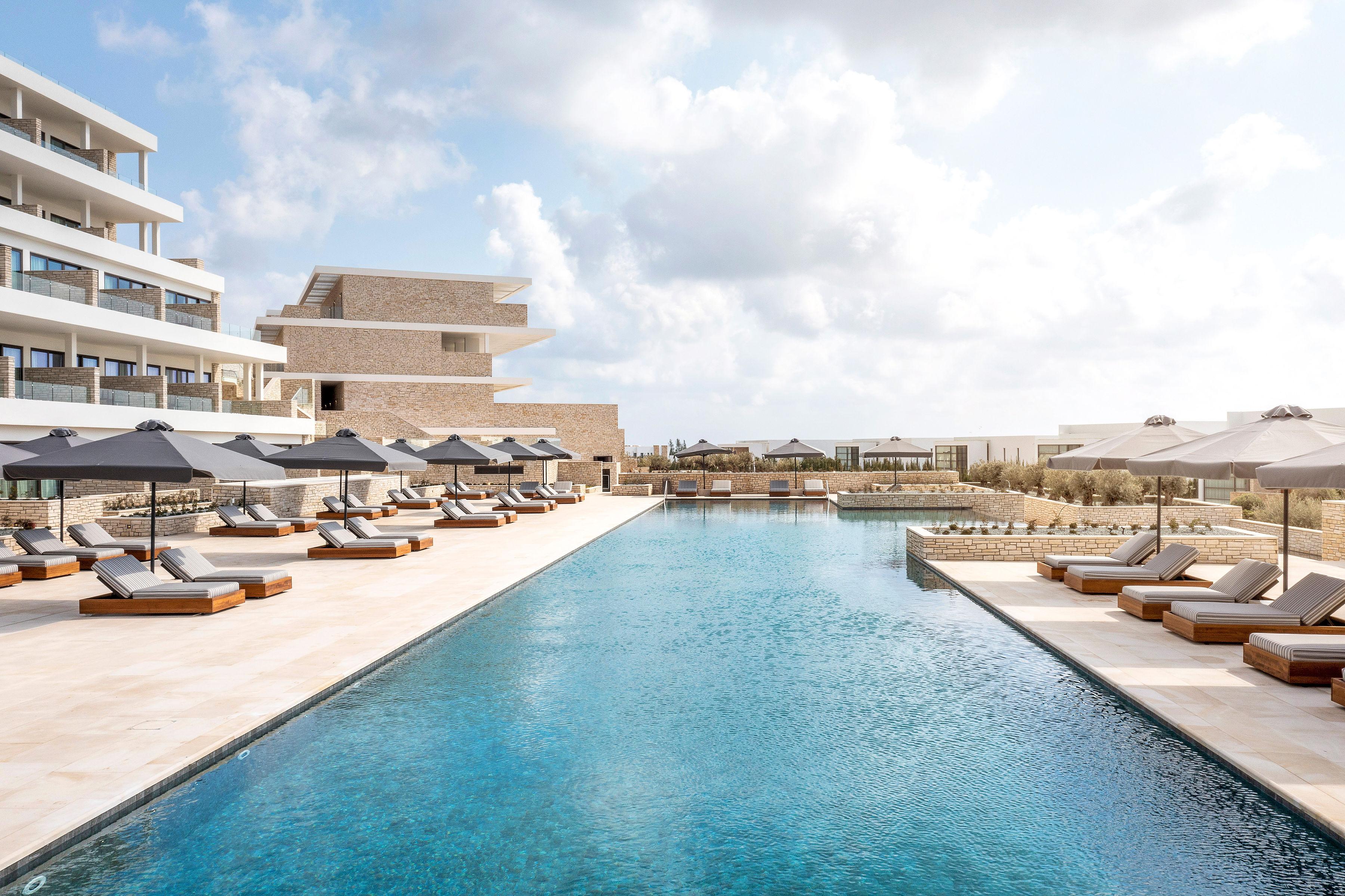 Cap St Georges & 5* Peyia