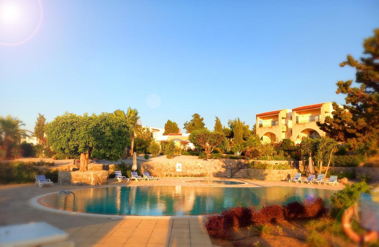 The Forest Golf Penthouse With Real Mountain&seaviews * Agios Amvrosios (Kyrenia)