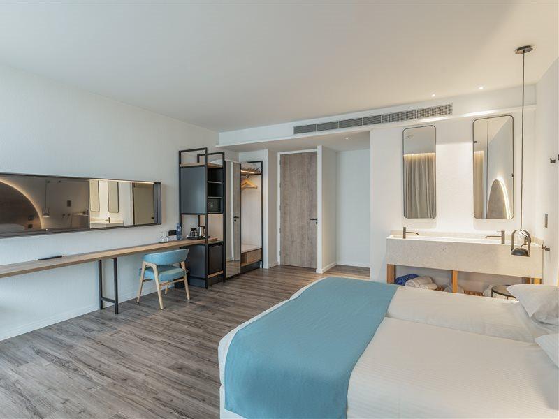 Flamingo Paradise - Adults Only Hotel