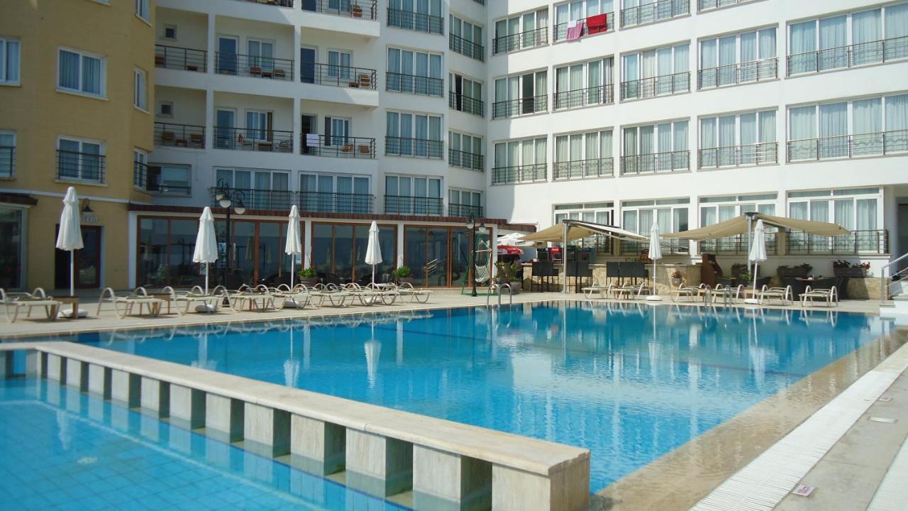 Ada Hotel