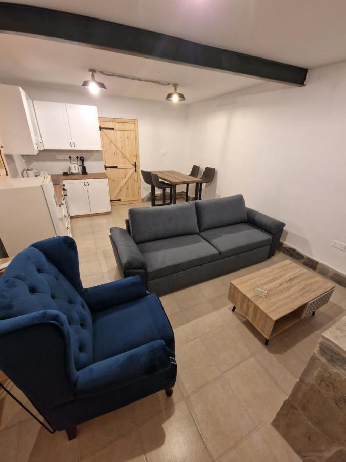 Appartement Aprosmeno Jacuzzi House 3 With Private Pool *