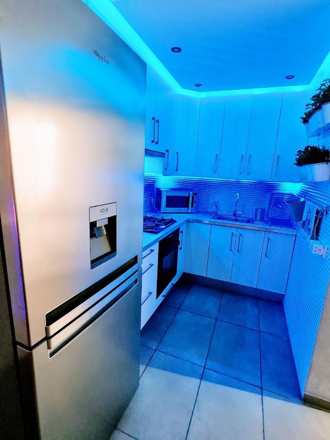 Hidden Lights Deluxe Apartment