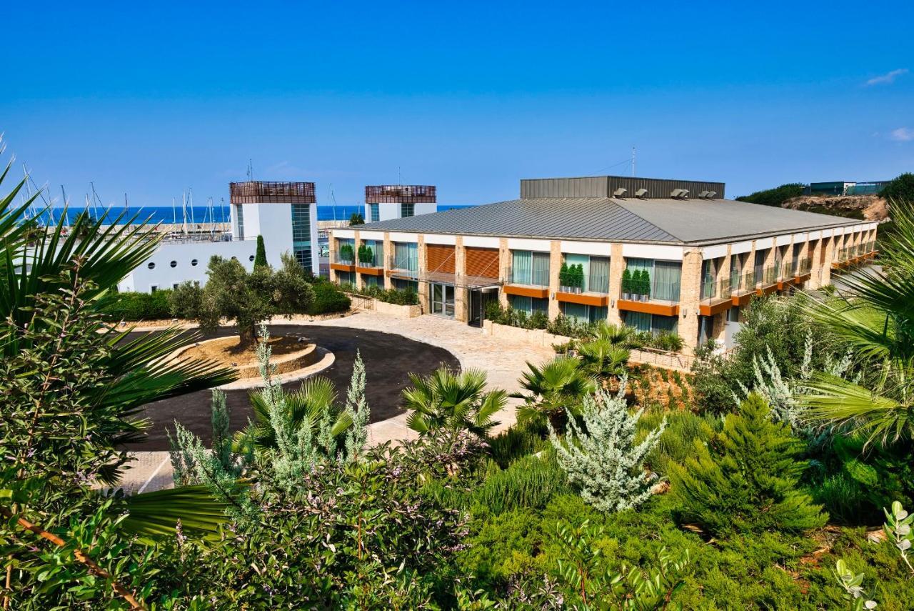 Karpaz Gate Marina 4* Agia Trias