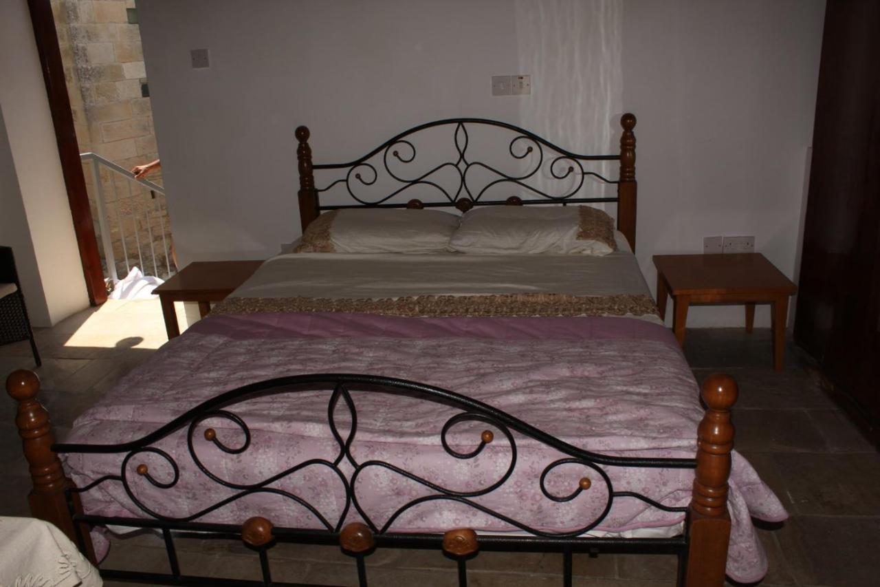 Bed & Breakfast Georgia's House 2*