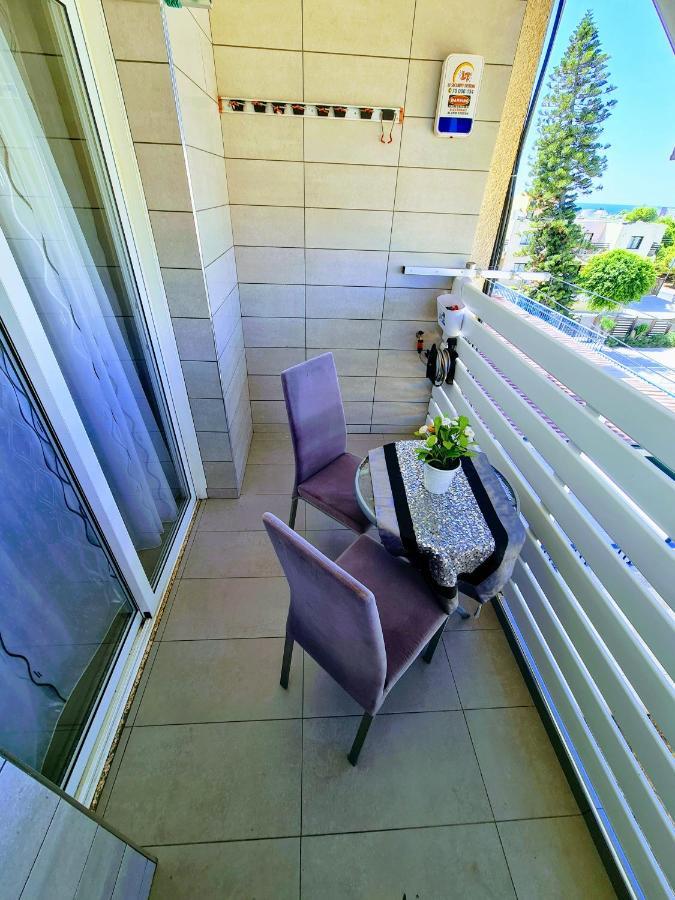 Hidden Lights Deluxe Apartment