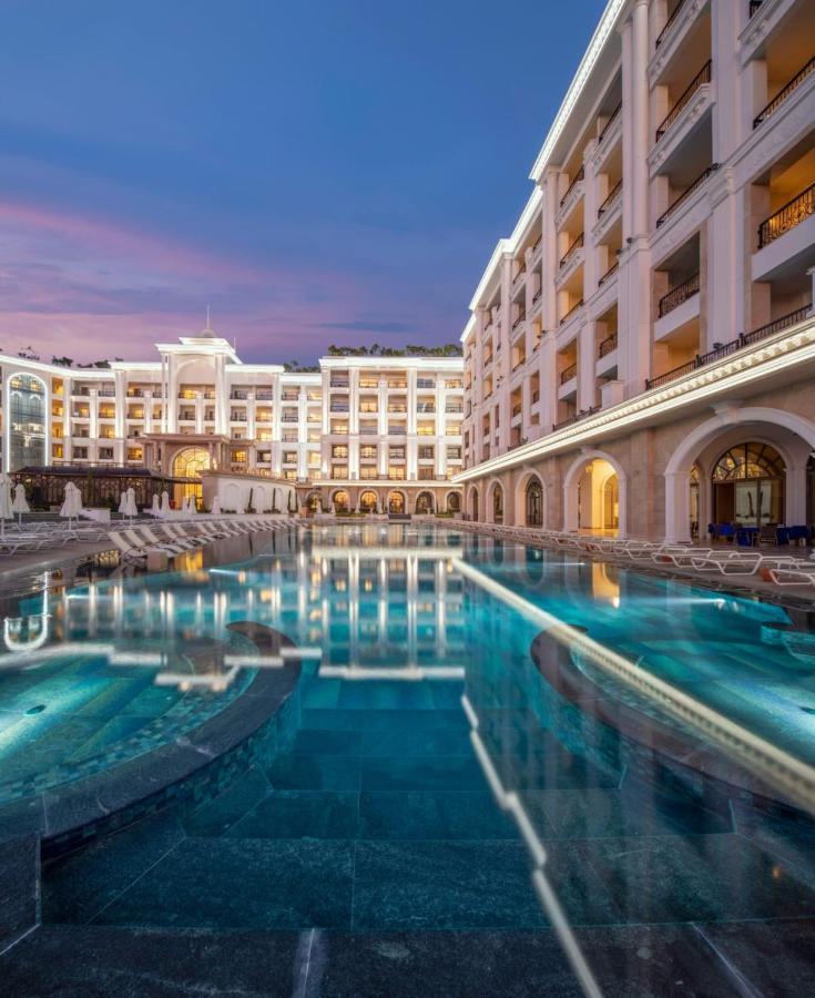 Merit Royal Diamond & Hotel Karavas (Northern Cyprus)