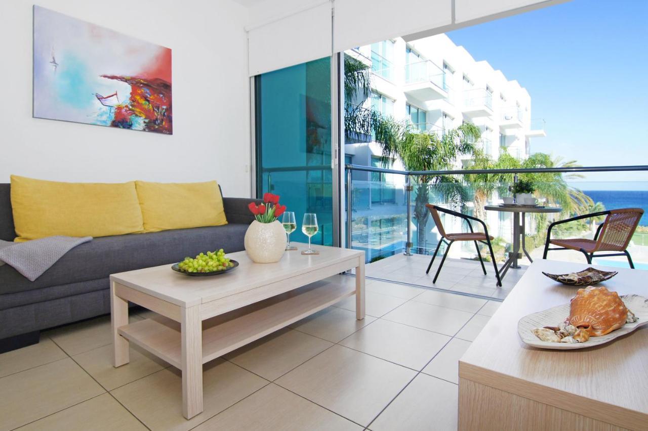 Veronica - Coralli Beachfront Protaras