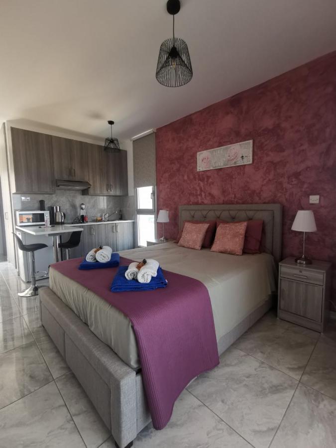 Agia Marina Chrysochous Apartamento *