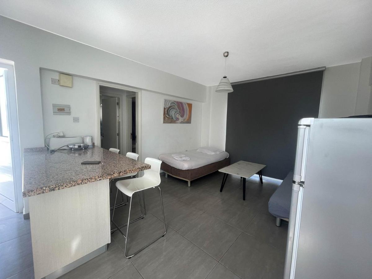Christina Appartement *