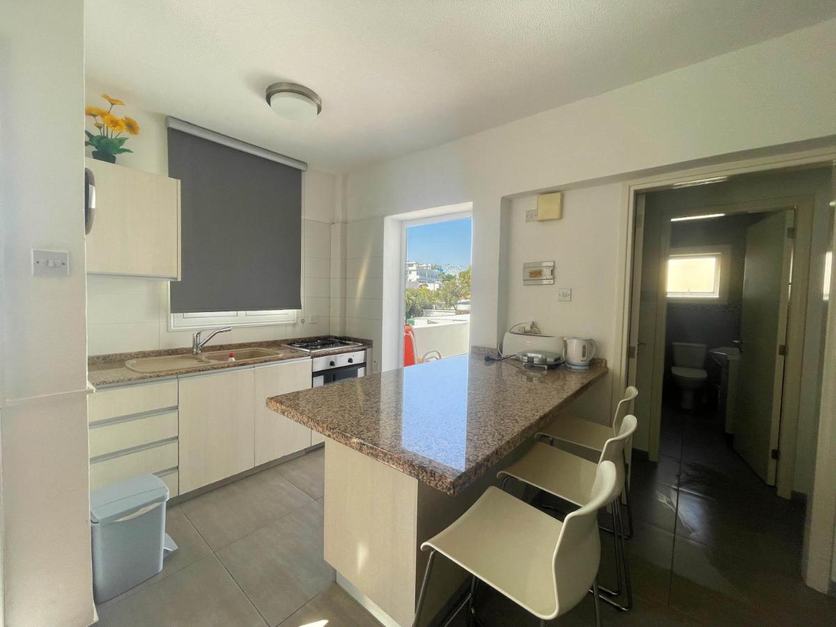 Christina Appartement *