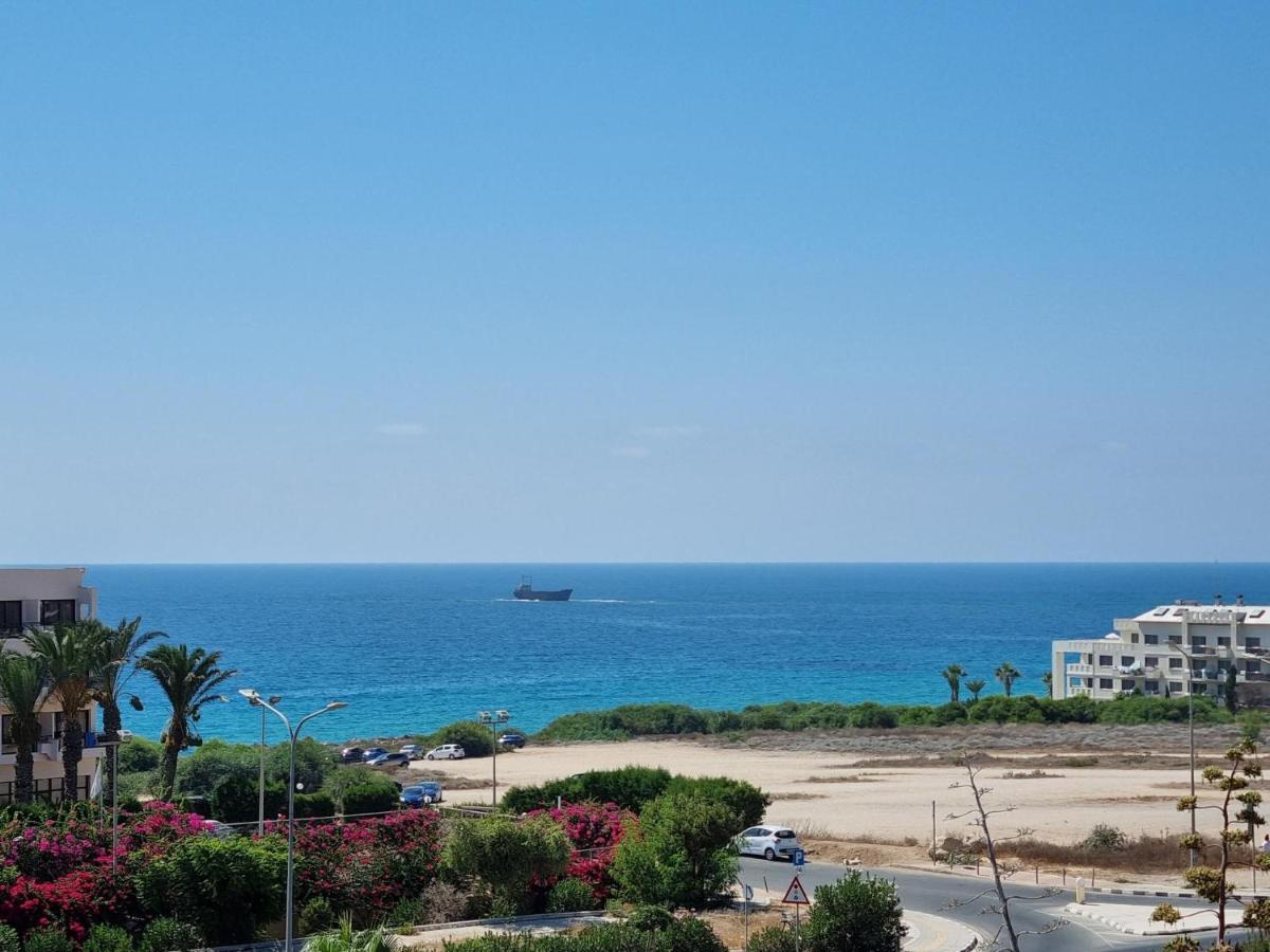 Diamond Sea View Penthouse Apartment *