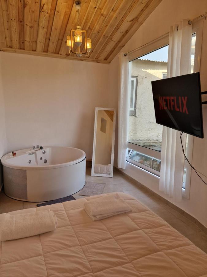 Aprosmeno Jacuzzi House 4 Agros