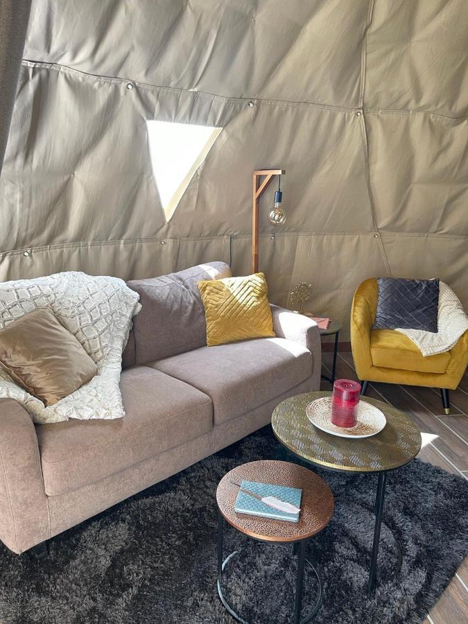 Glamping Boutique Luxe tent