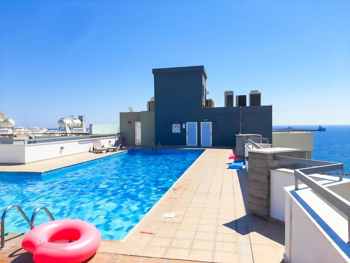Eden Sea Breeze, 1 Bed, Rooftop Pool, Gym Apartment