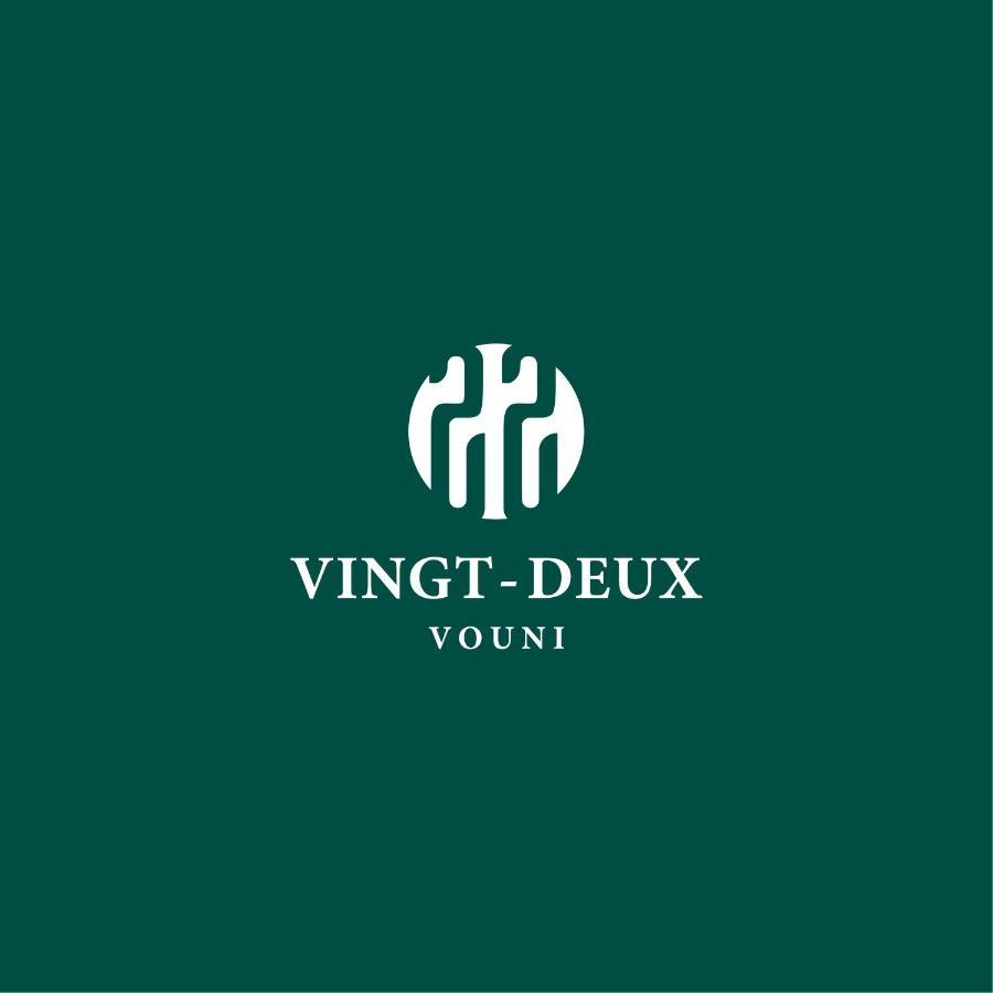 Vingt-deux 22 * Vouni