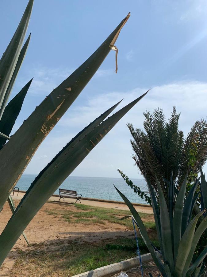 Sea View Retreat: Iskele With Mountain Vistas