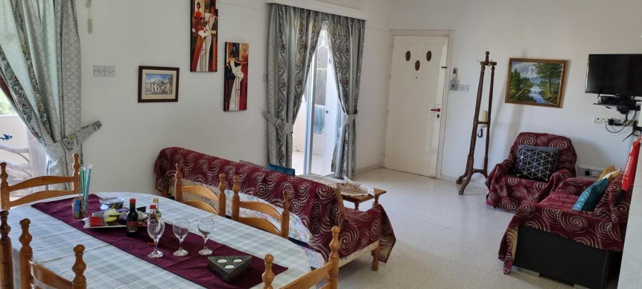 Aparthotel Astrofegia Near The Sea Agia Marina (Northern Cyprus)