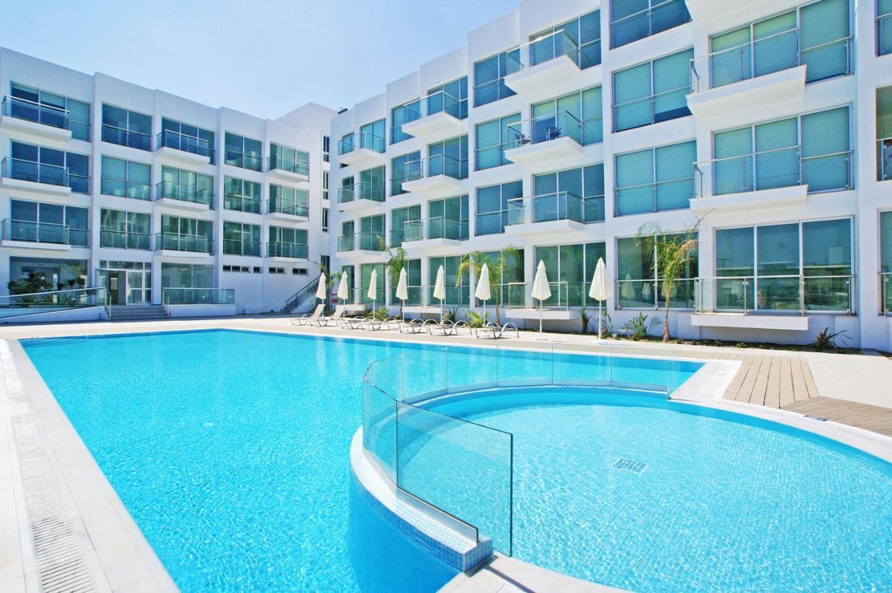 Veronica - Coralli Beachfront *
