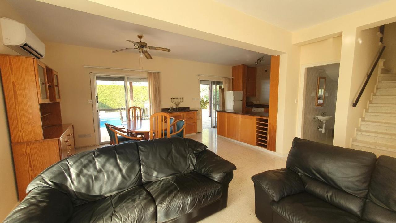 Villa Victoria 400 Meters To The