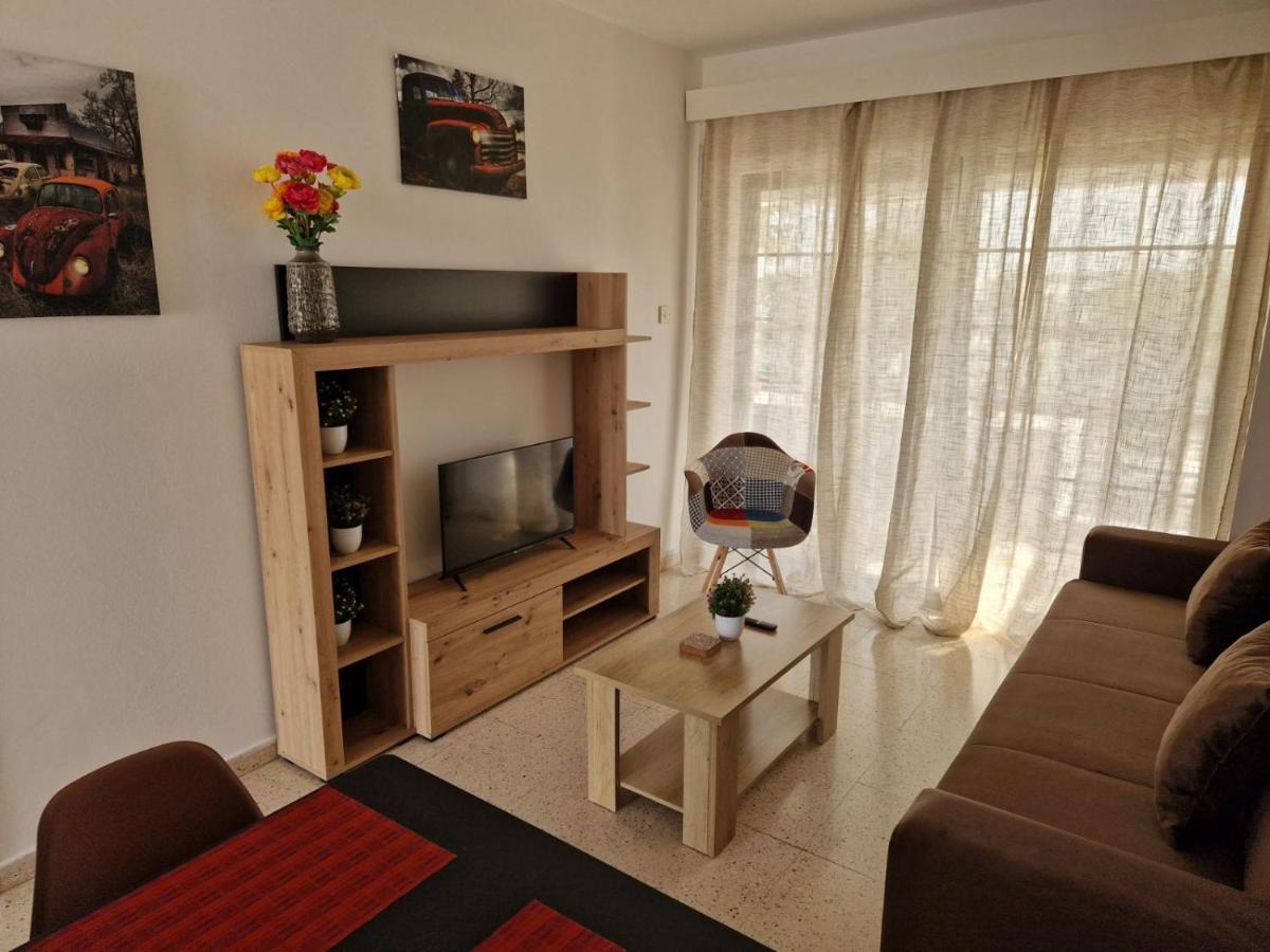 La Veranda Sea View Apartment Larnaca