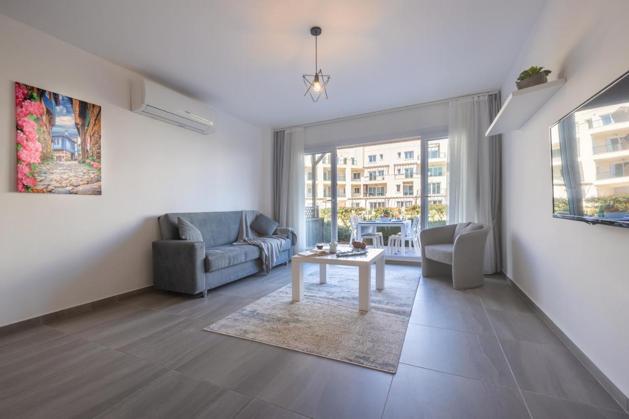 Thalassa Family & Waterpark Apartment *
