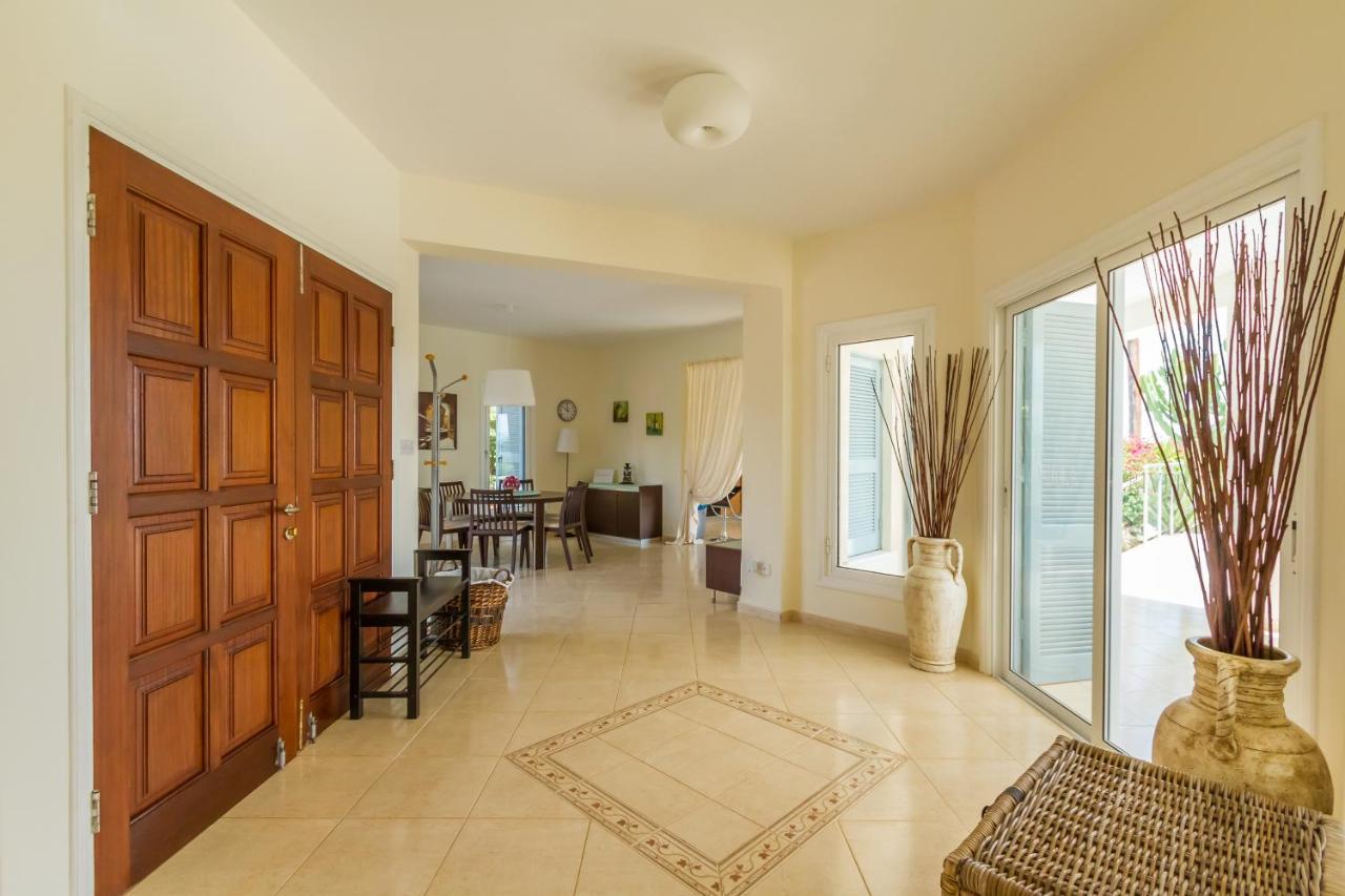 Villa Riverside *