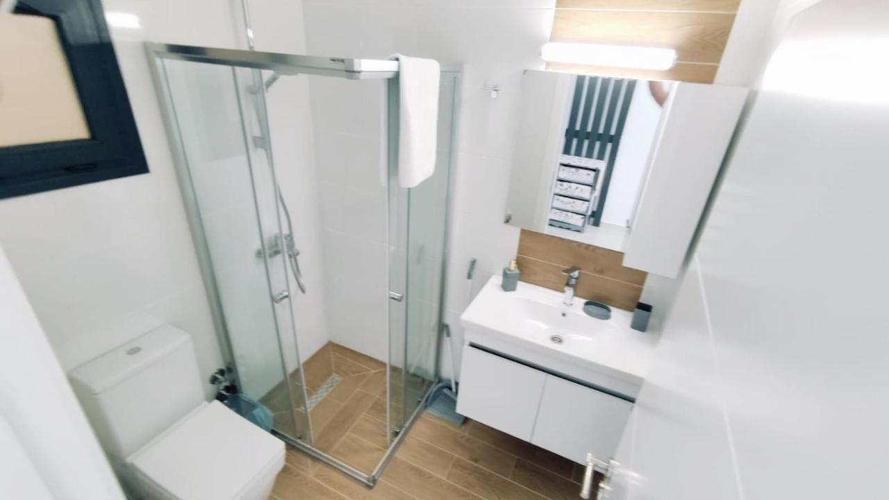 Caesar & New! 1 Bedroom With Superb Balcony Apartment