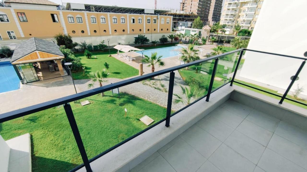 Caesar & New! 1 Bedroom With Superb Balcony *