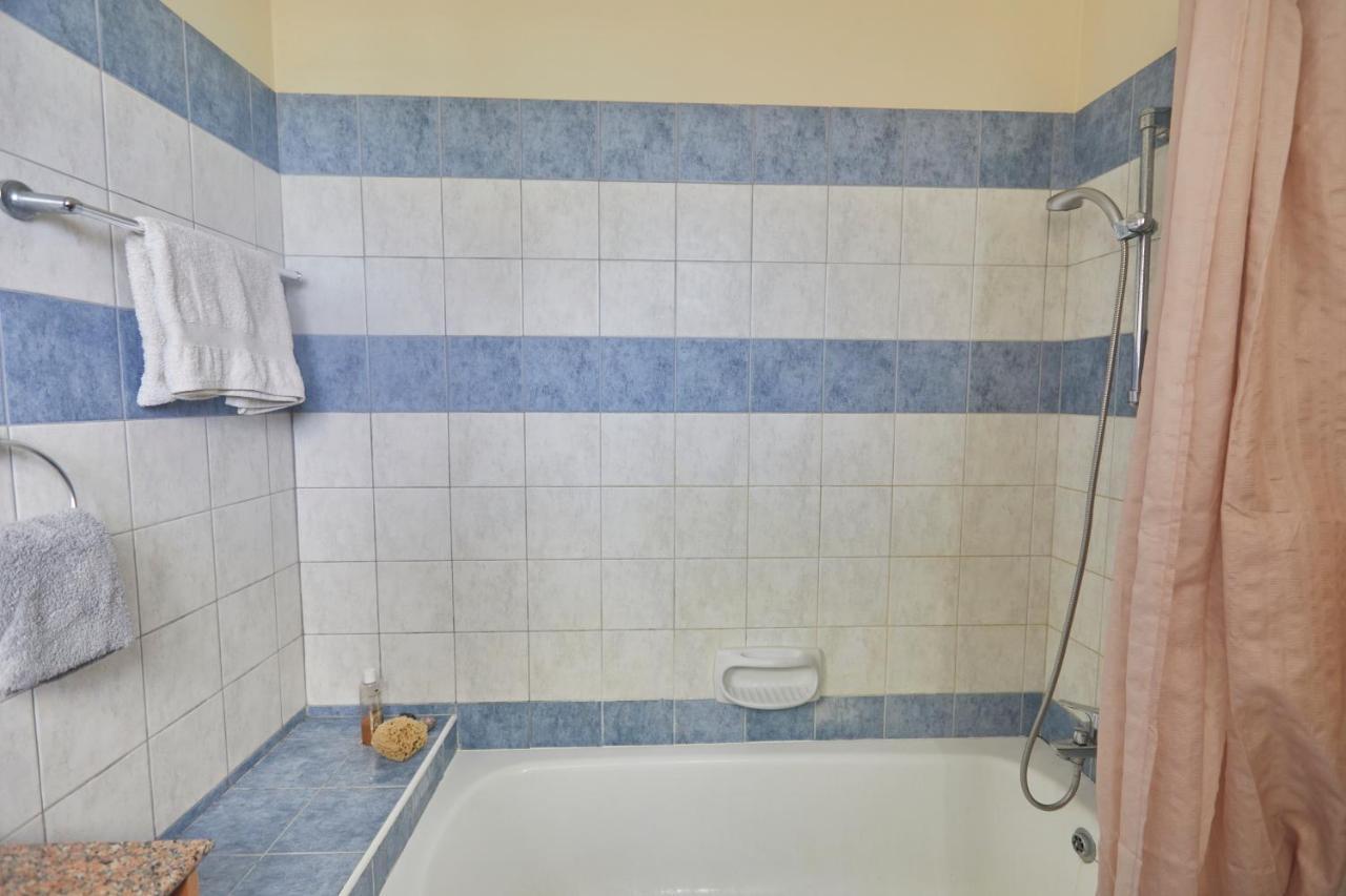 Spectacular Sea View, Private Jacuzzi & Table Pool Protaras