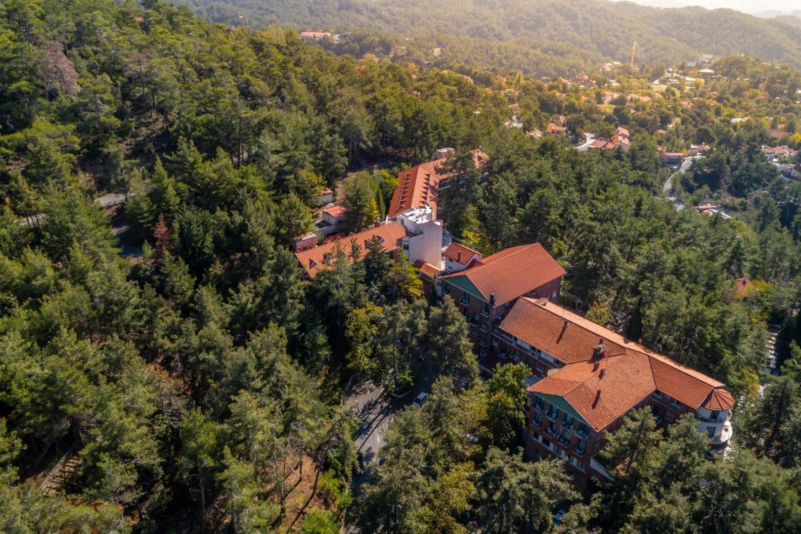 Forest Park Hotel 4*