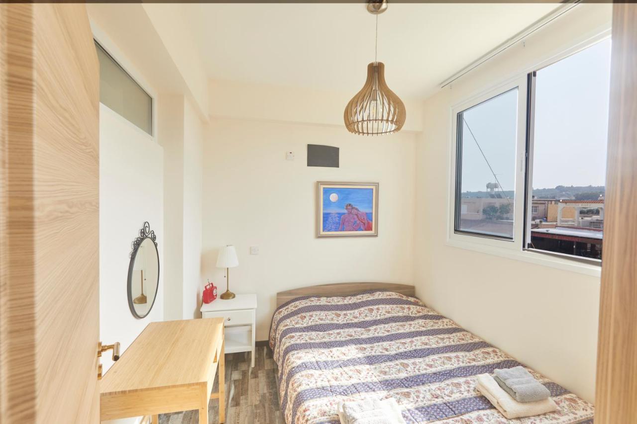 Apartment Spectacular Sea View, Private Jacuzzi & Table Pool