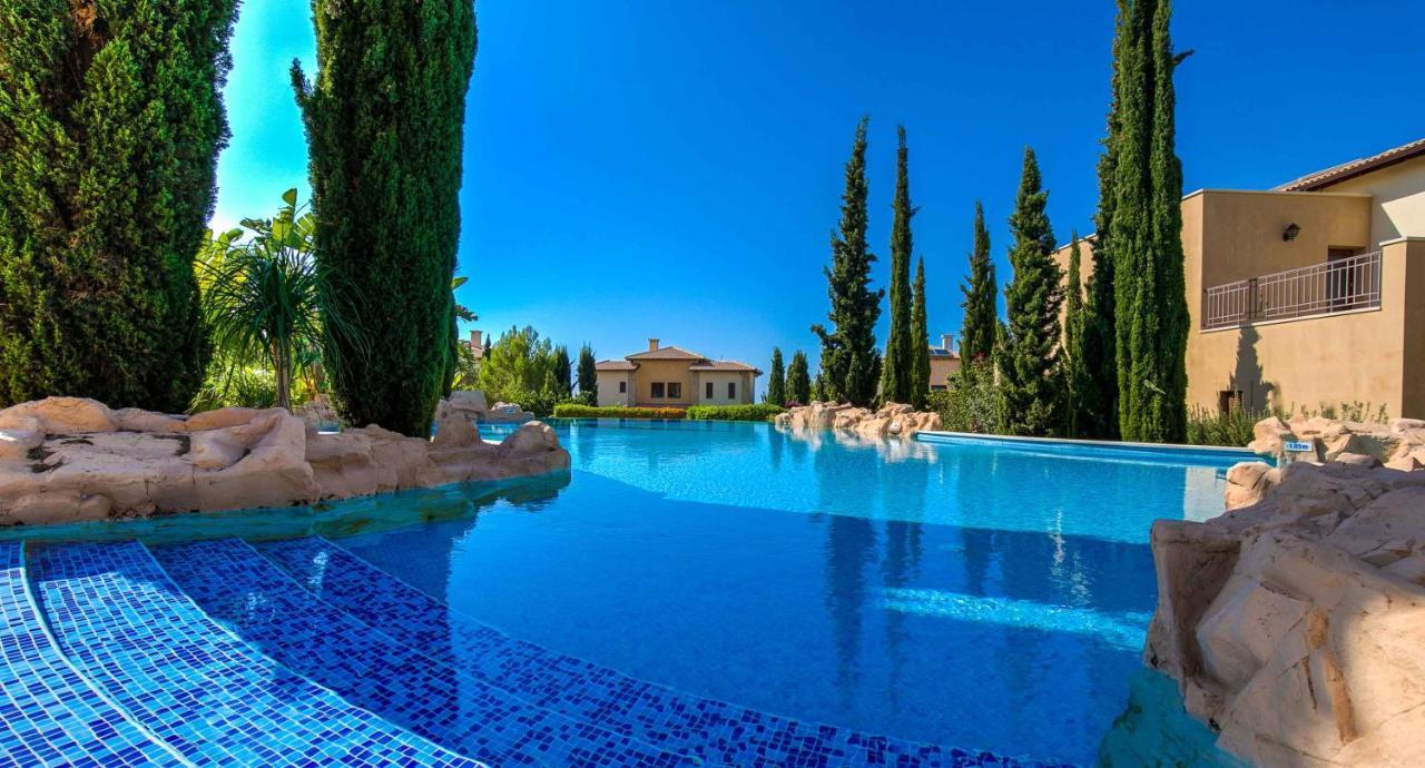 Modern Ap02 - Zodia With Private Garden, Aphrodite Hills * Kouklia