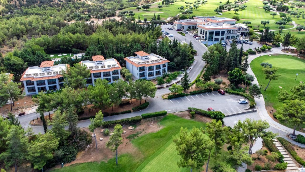 Korineum Golf & Hotel 4*