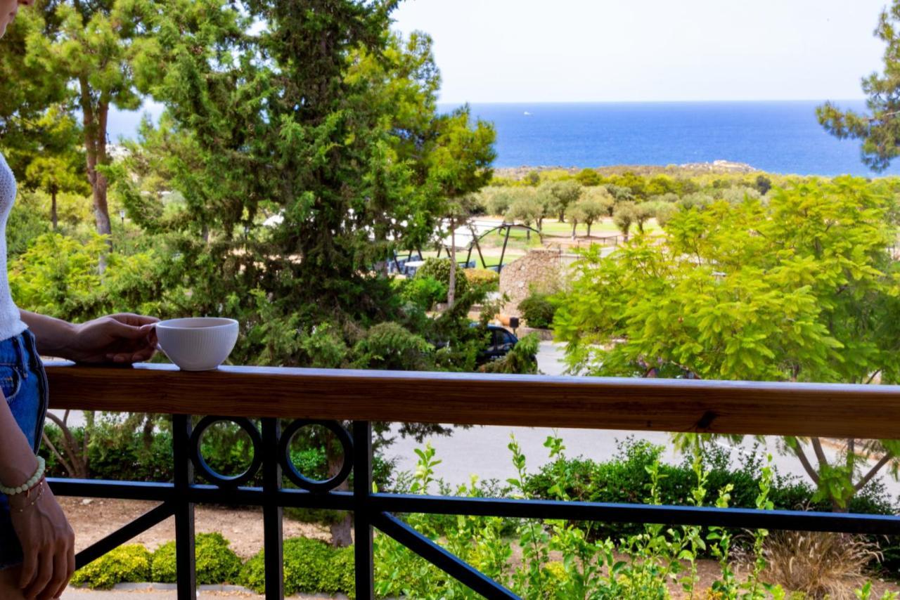 Hotel Korineum Golf & 4*