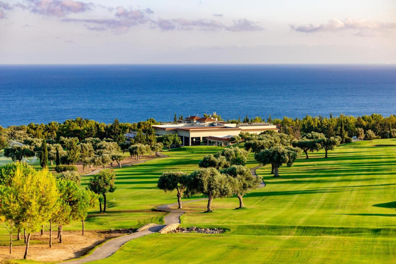 Hotel Korineum Golf & 4*