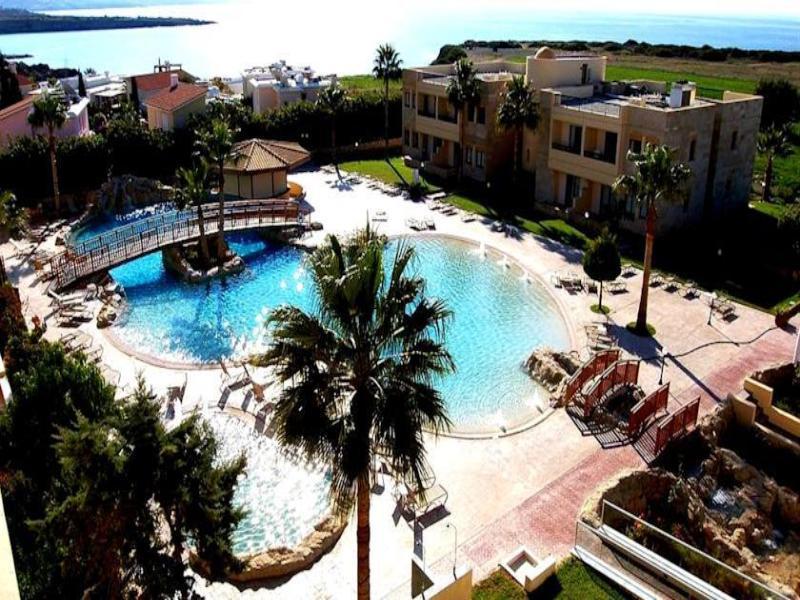 Resort Panareti 3*