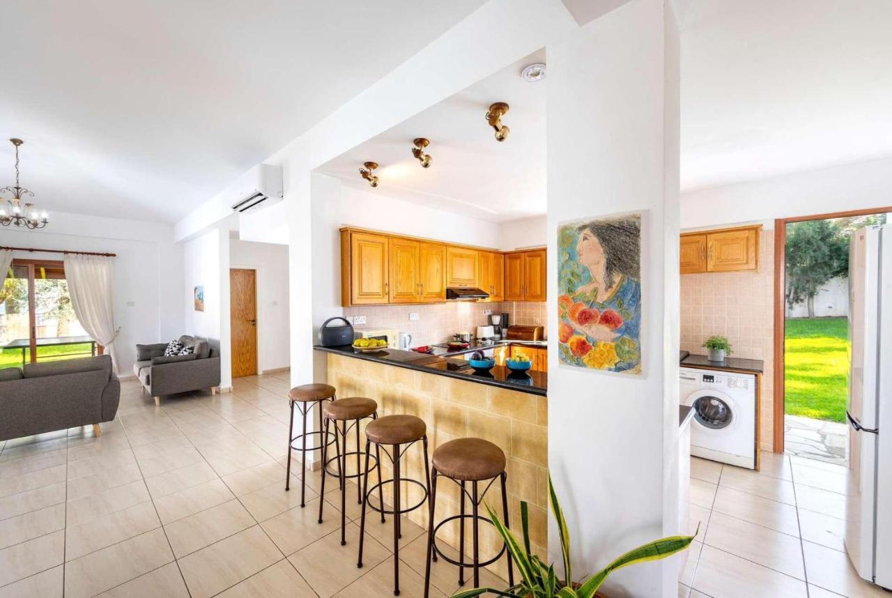 Villa Evanthia *
