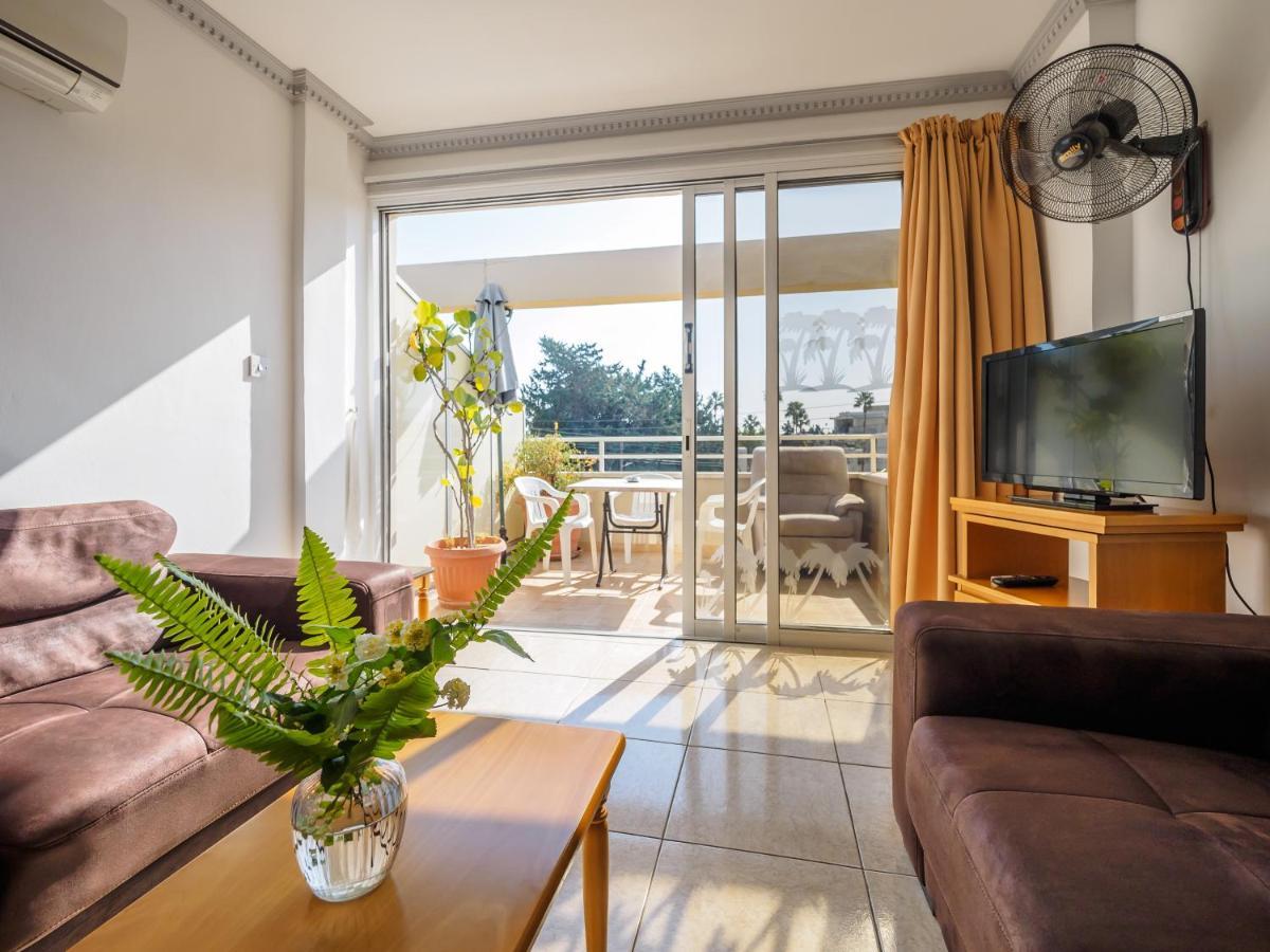 Apollonia Aparthotel