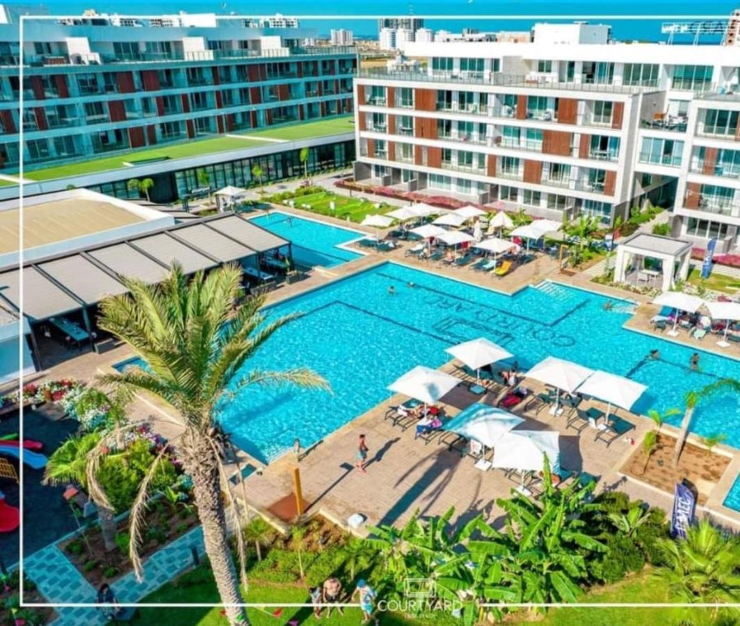 Hotel Courtyard Long Iskele District (Northern Cyprus)