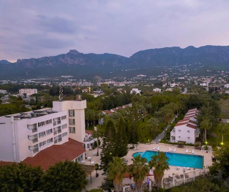 Mountain View * Agios Georgios (Kyrenia)
