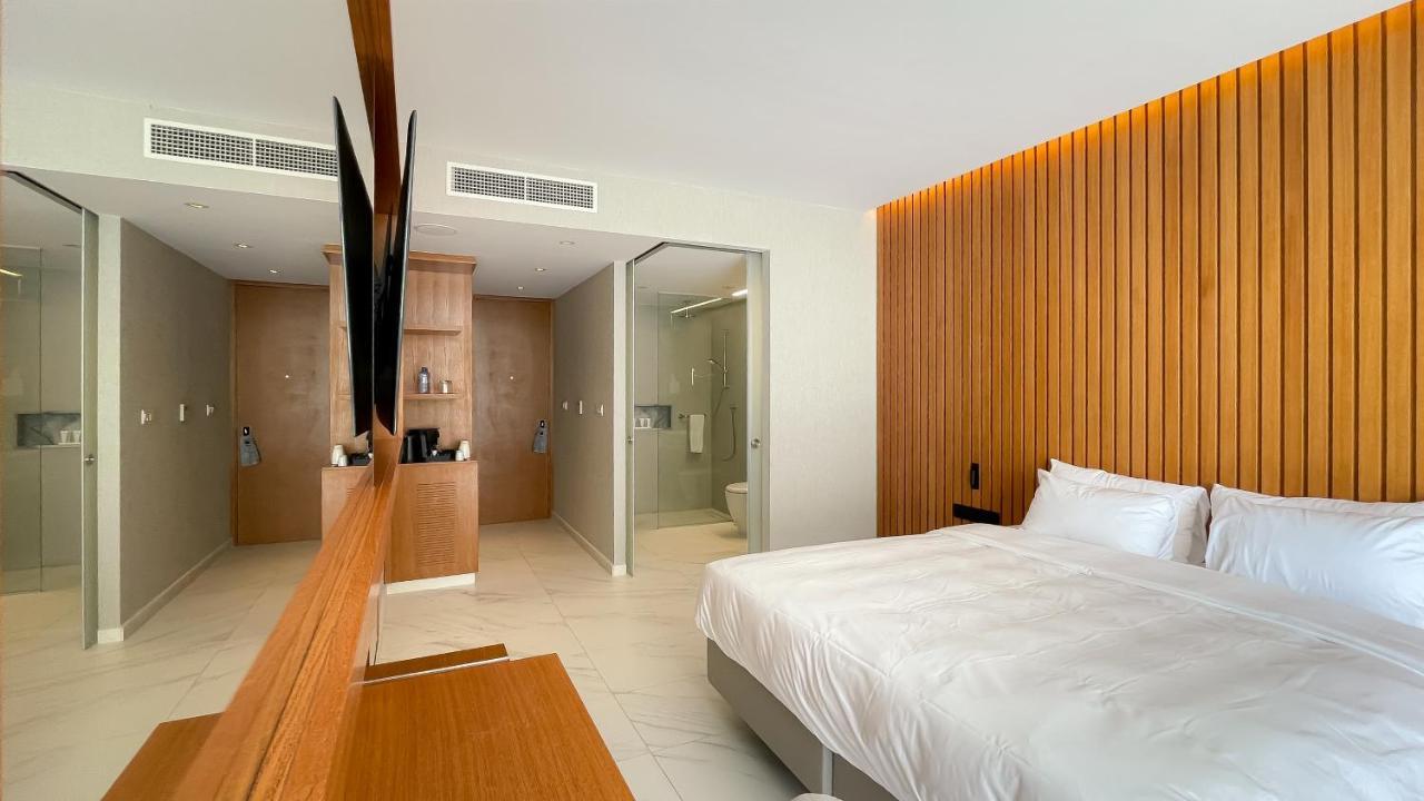 Radisson Larnaca