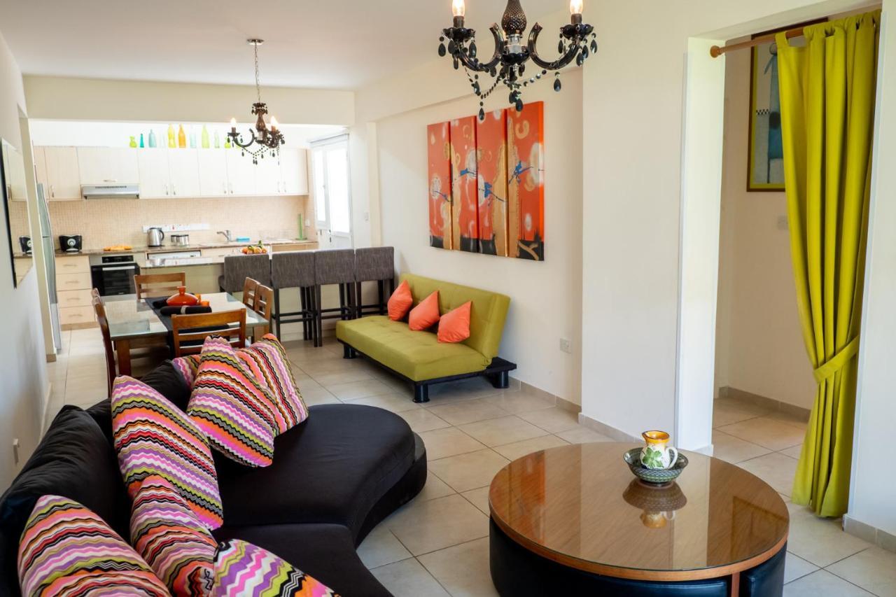Apartment Stylish 2 Bedroom In Pegia Peyia