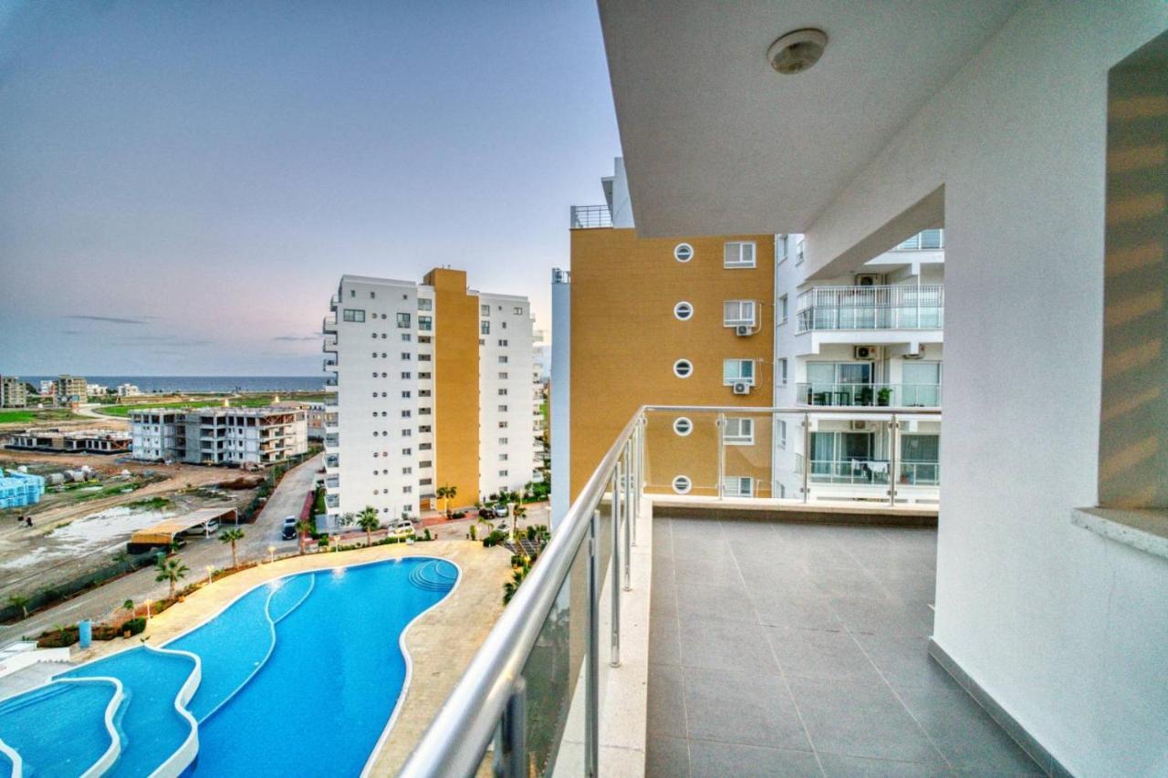 Caesar & Apartment