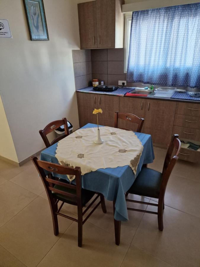 Eleni Apartamento